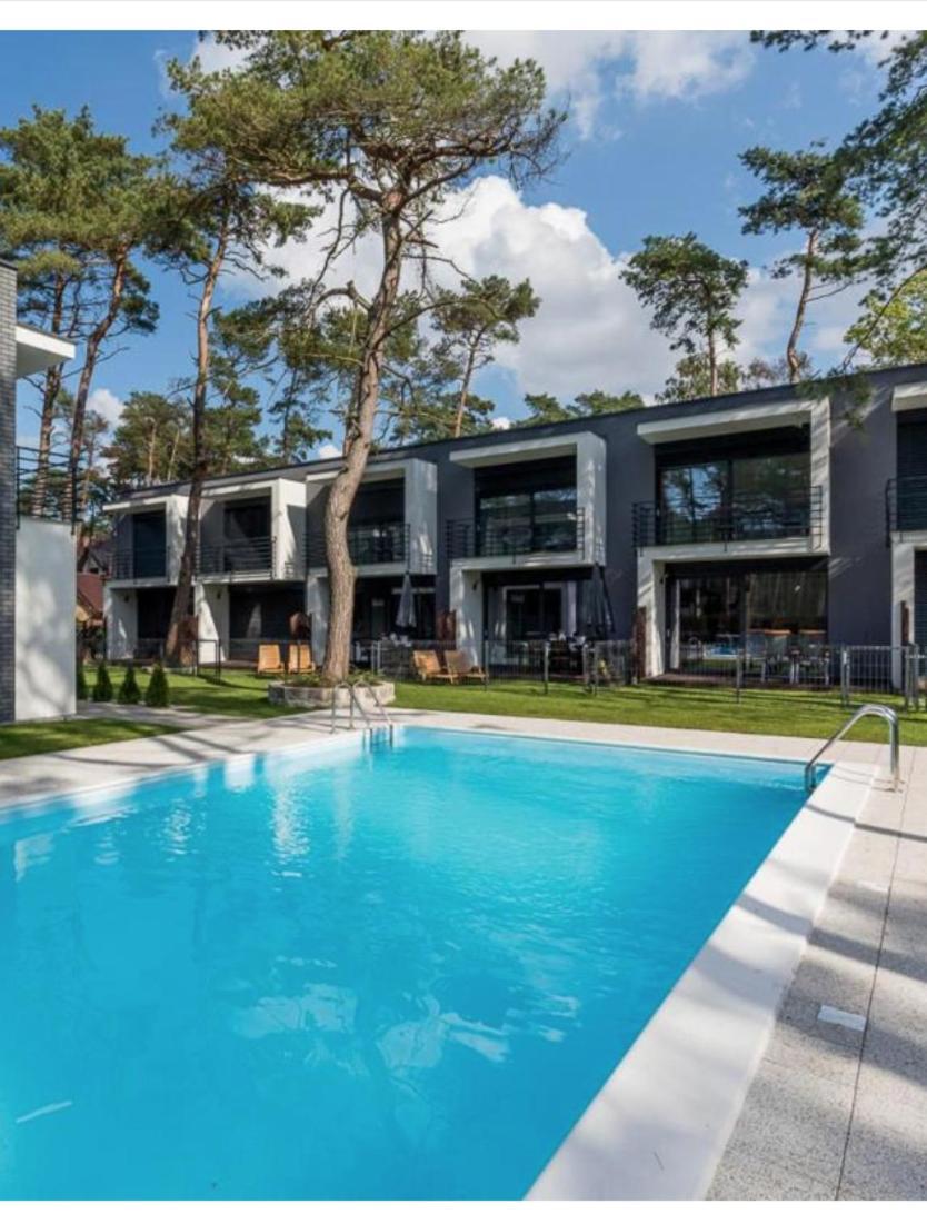 Prestige House Apartament - 2 Sypialnie Z Ogrodkiem I Basenem Pobierowo Dış mekan fotoğraf